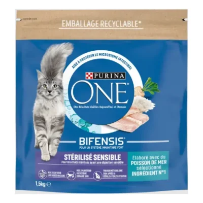 Purina ONE Croquettes pour Chat Stérilisé Sensible aux Poissons de mer 1,5 kg