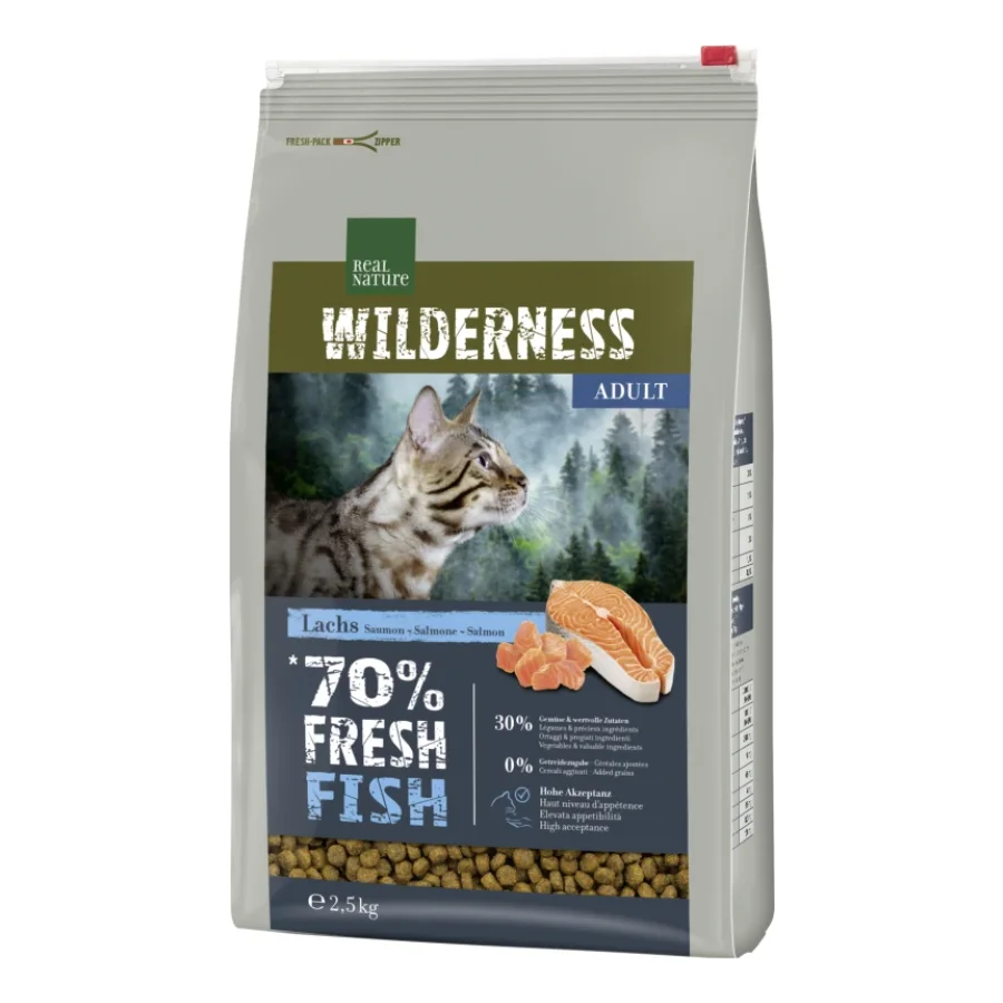 REAL NATURE WILDERNESS Fresh Fish Salmon Adult 2,5 kg